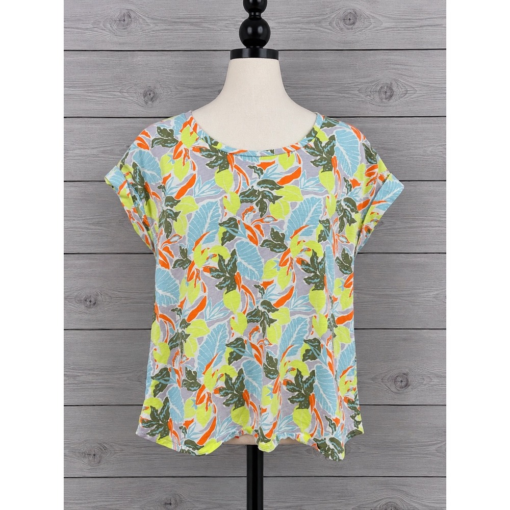 LL Bean Signature T-Shirt Size Large Multicolor Tropical Print Cuffed Cap Sleeve
